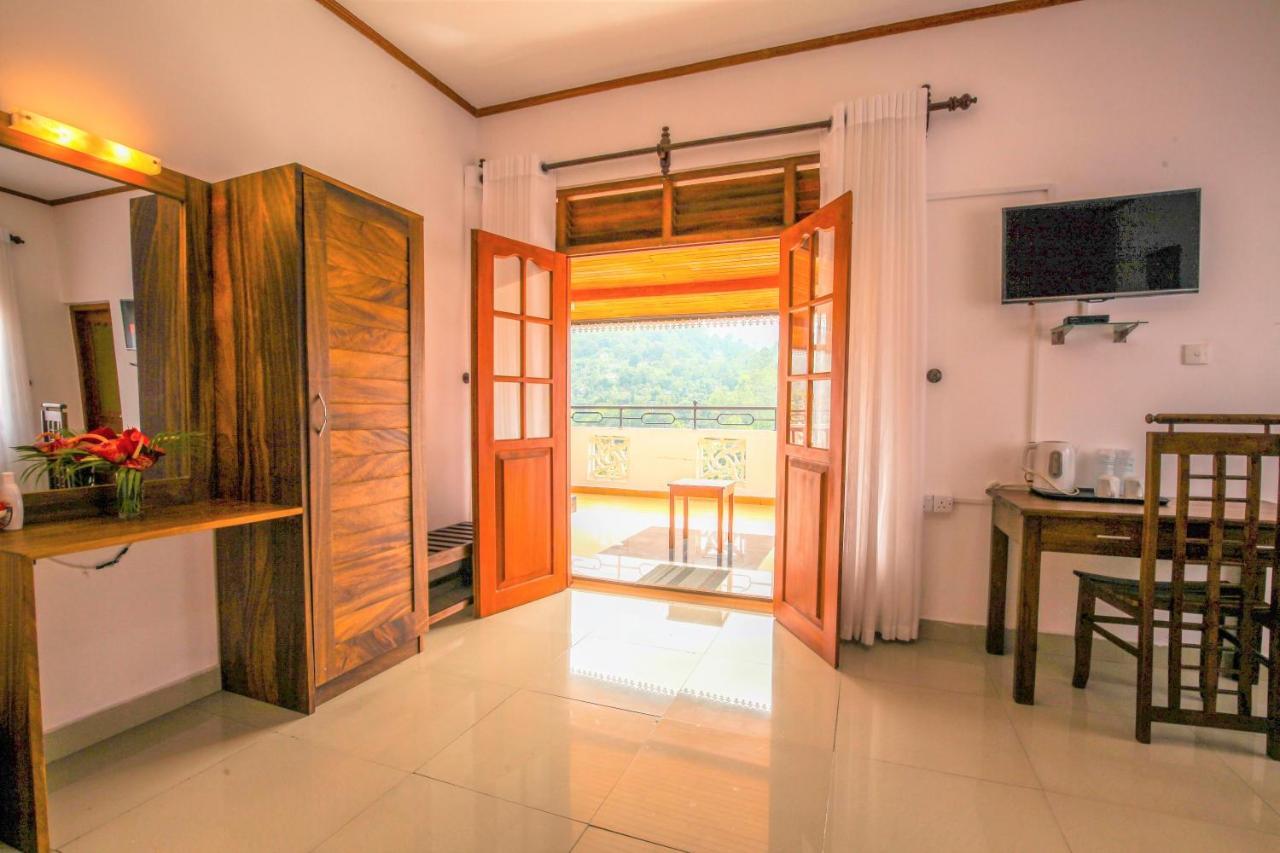 Sangrilla Holiday Resort - Level 1 Certified Бандаравела Екстериор снимка